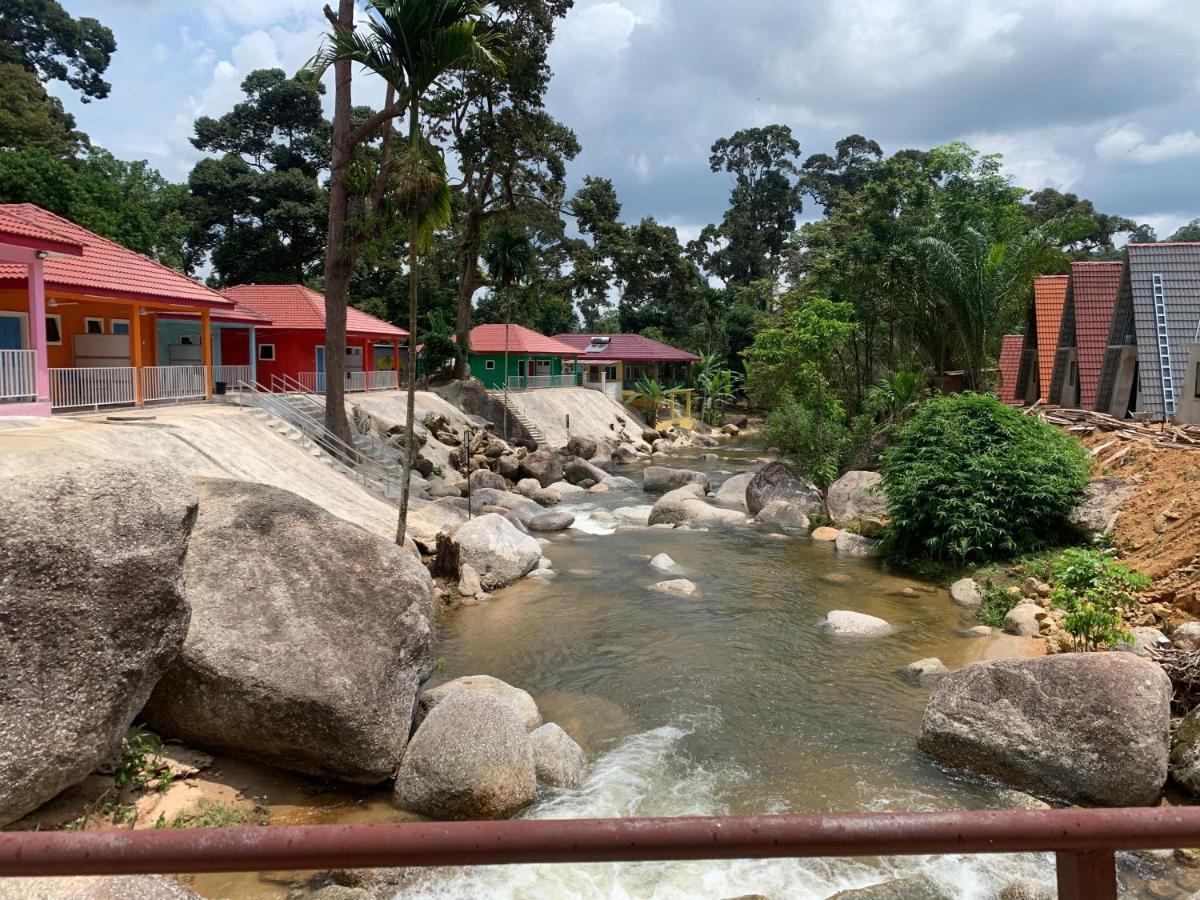 Chalet Latip D'Ayer Itam Hotel Kampong Ayer Hitam  Buitenkant foto