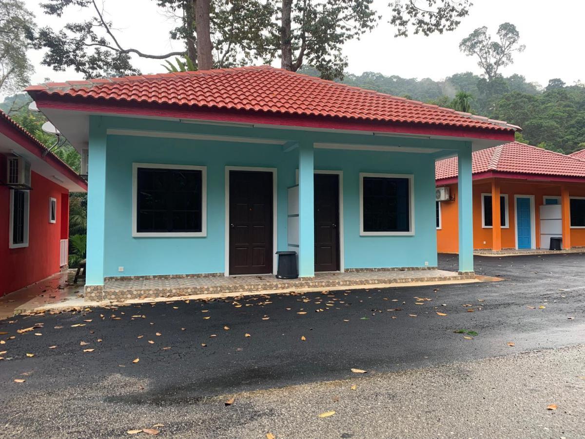 Chalet Latip D'Ayer Itam Hotel Kampong Ayer Hitam  Buitenkant foto