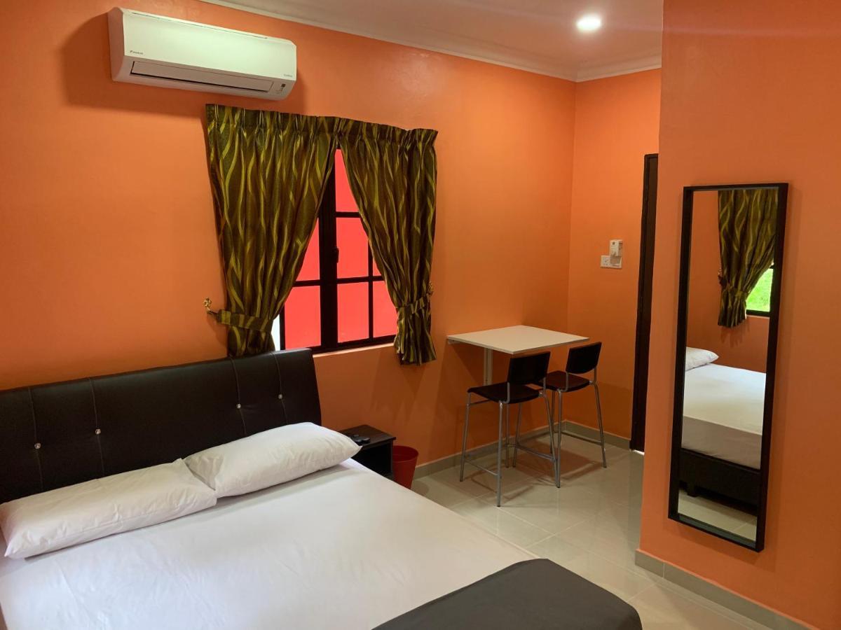 Chalet Latip D'Ayer Itam Hotel Kampong Ayer Hitam  Buitenkant foto