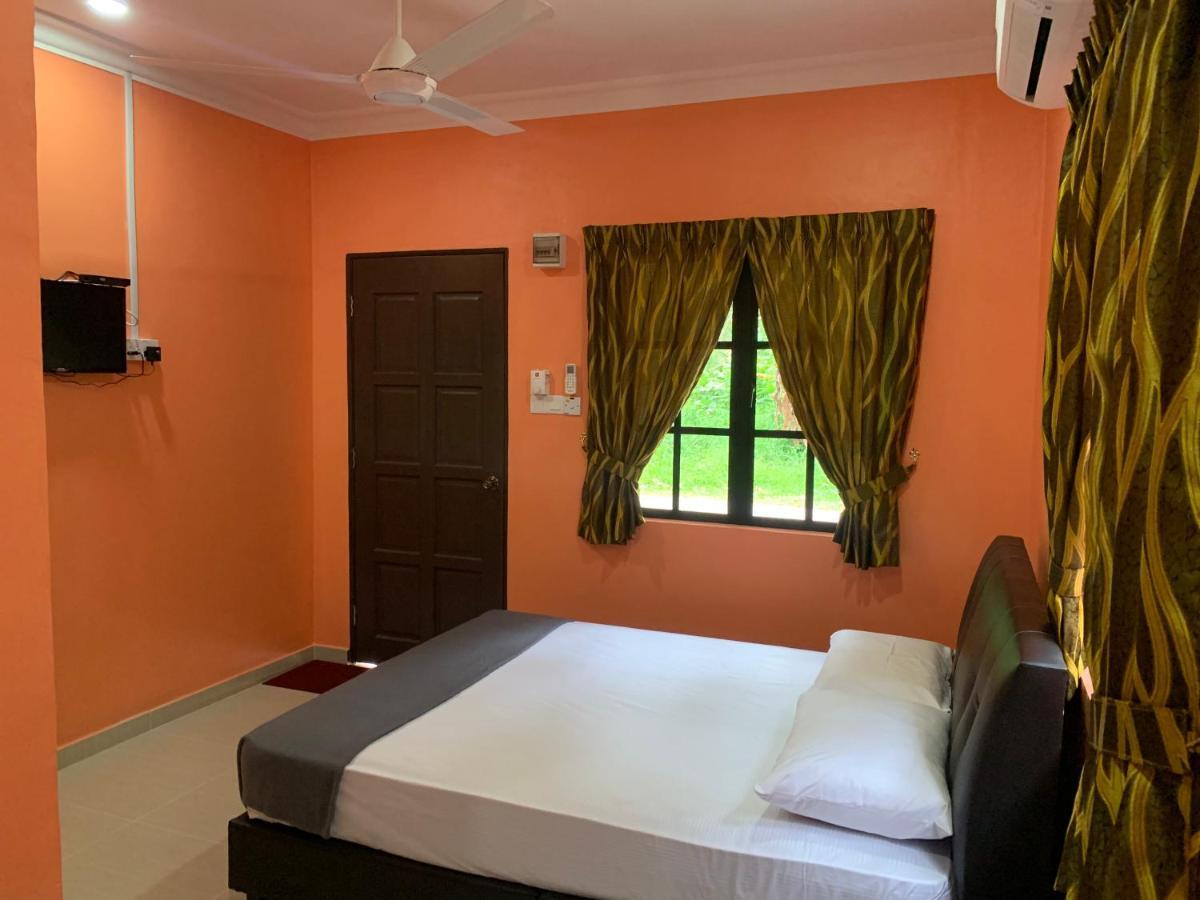 Chalet Latip D'Ayer Itam Hotel Kampong Ayer Hitam  Buitenkant foto